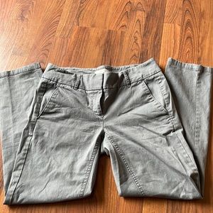 LOFT grey ankle pants great condition size2